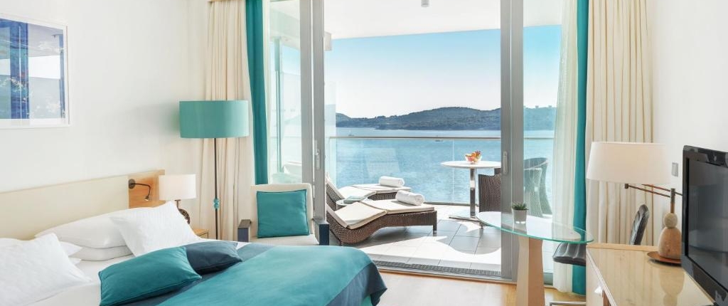 Sun Garden Club Suite