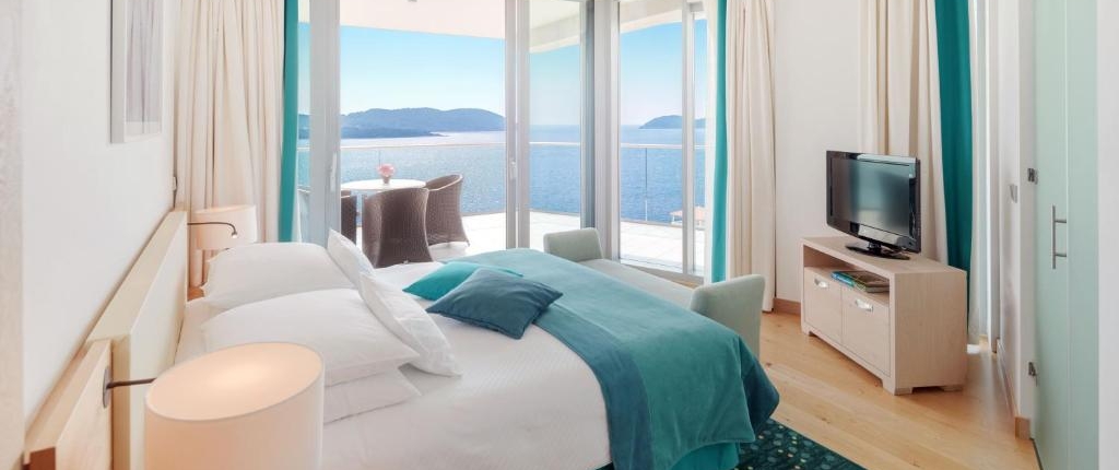 Sun Garden room sea view