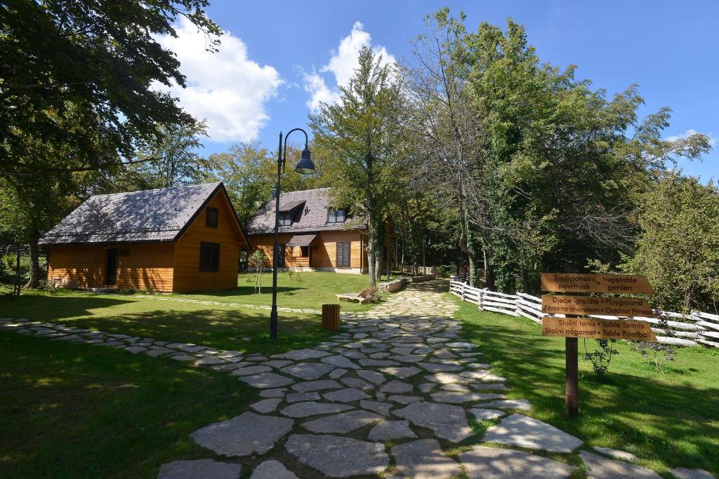 Holiday Park Fenomen Plitvice 4 *