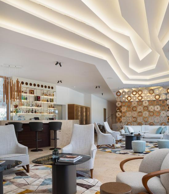 villa nai bar