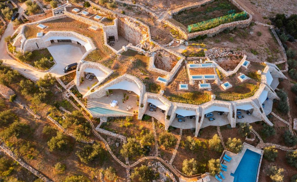 villa nai from air