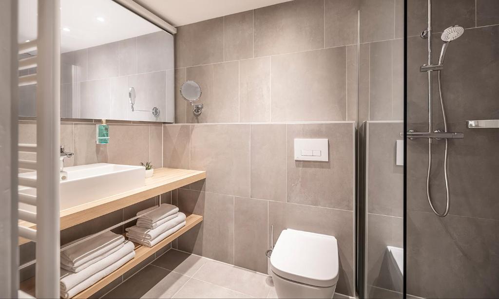 Aminess Maestral Suite kupaonica