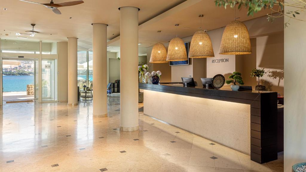 Hotel Pagus recepcija ulaz