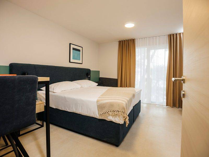 sagitta dvokrevetna soba